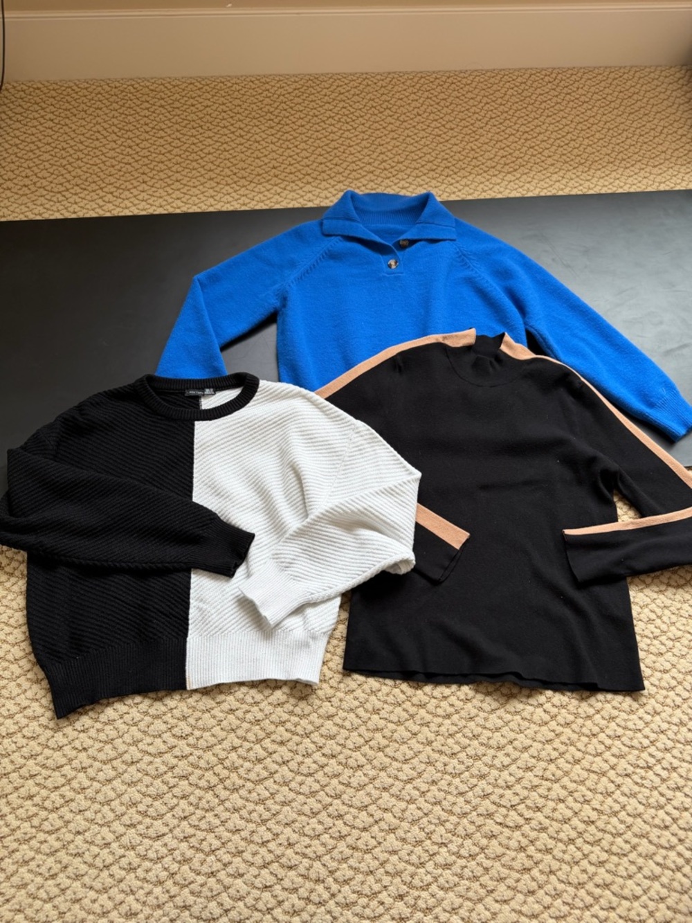 [BUNDLE of 3] Statement Sweaters | Size S-M | Trendy & Unique